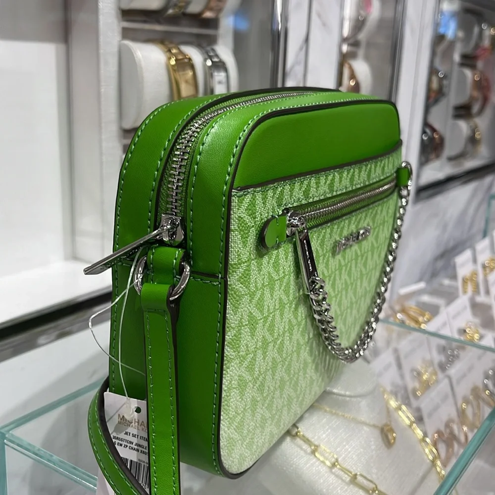 Michael Kors Jet Set Lg Ombré Signature Logo Crossbody Body
Jungle Green NWT - Picture 5 of 16